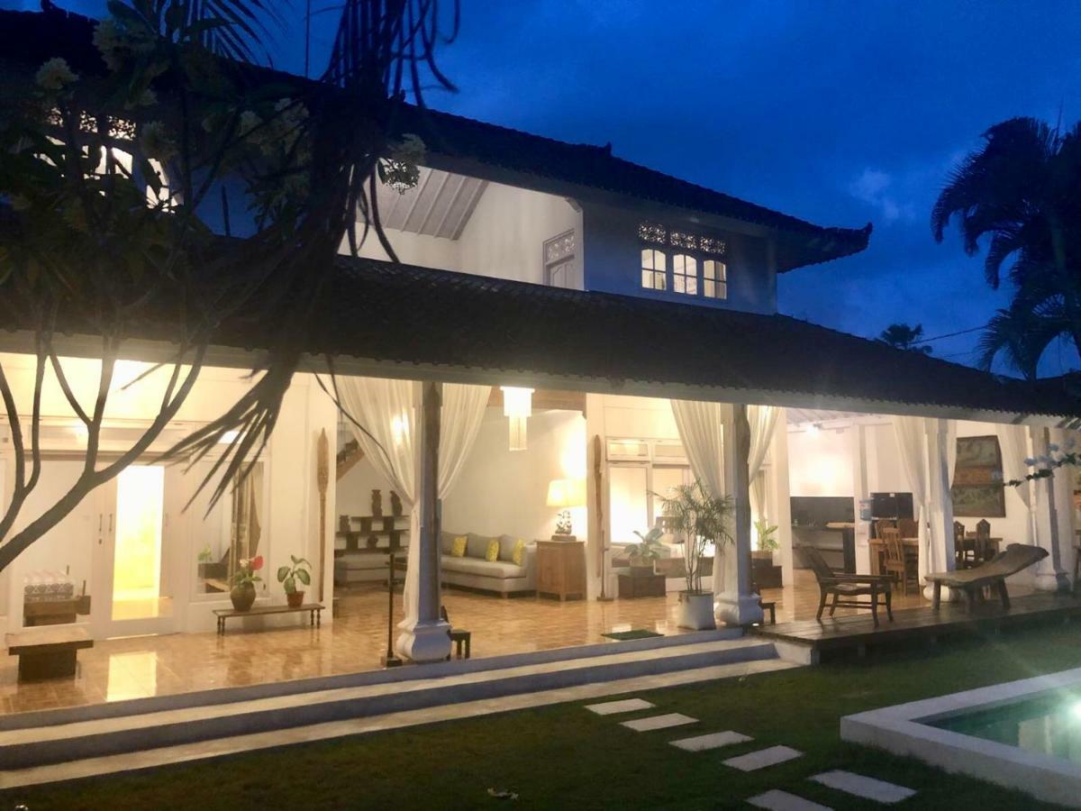 Villa Jalun 塞米亚克 外观 照片