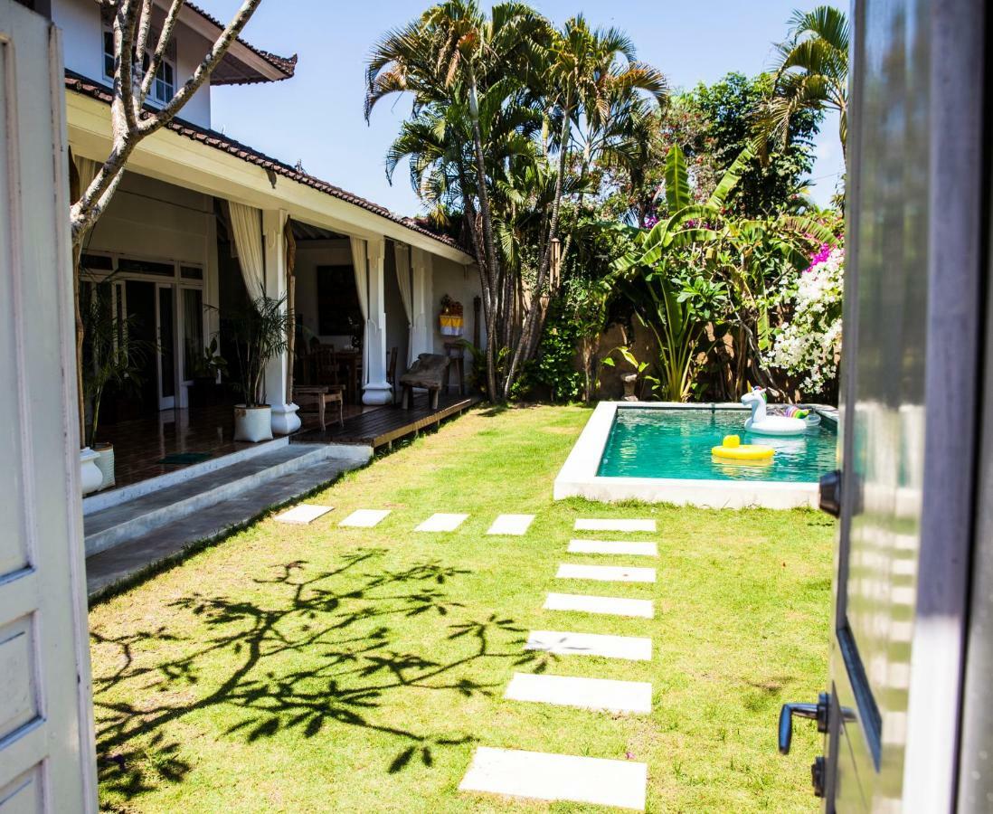 Villa Jalun 塞米亚克 外观 照片