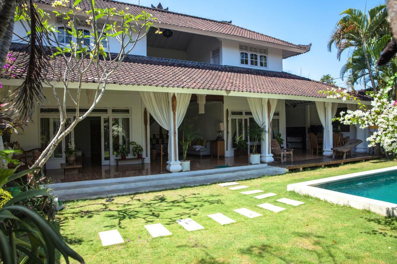Villa Jalun 塞米亚克 外观 照片