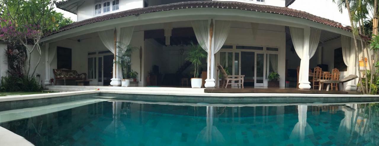 Villa Jalun 塞米亚克 外观 照片